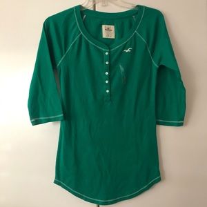 NWT Hollister Quarter Sleeve Top in Green